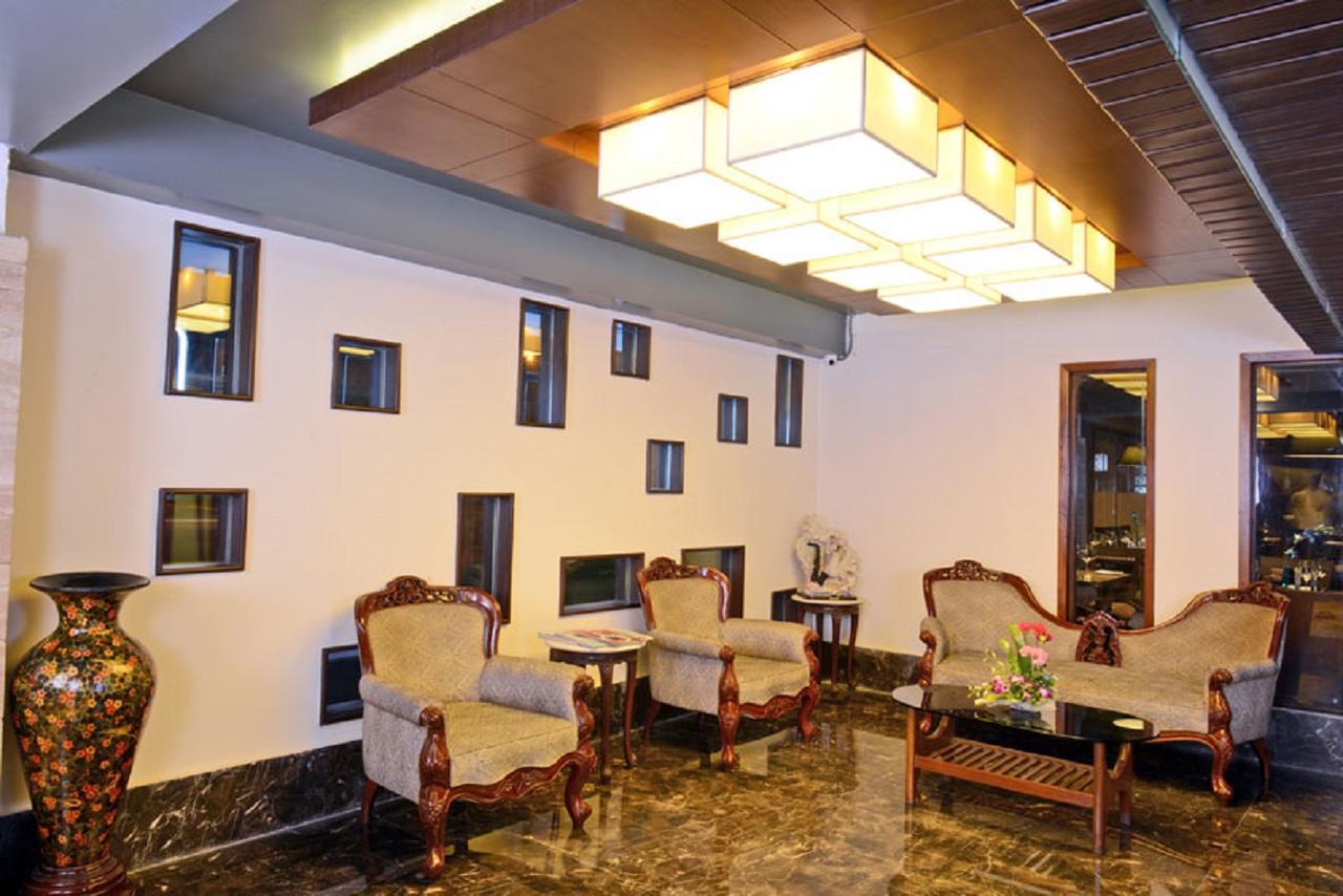Visitel - A Boutique Hotel Калькутта Экстерьер фото
